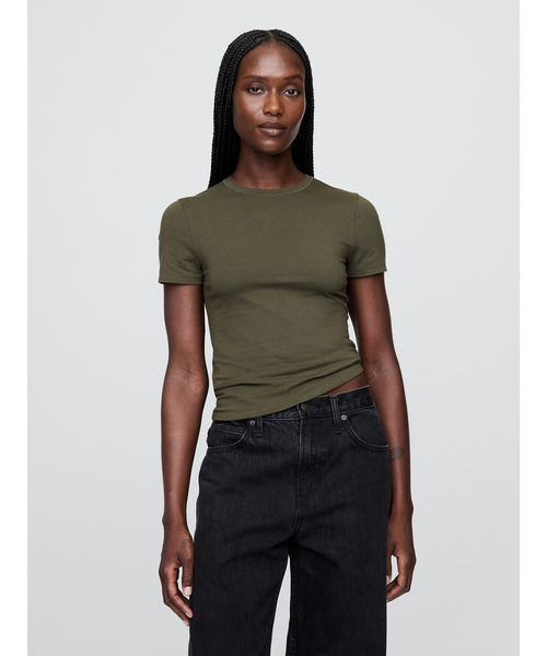 GAP(ギャップ)の「クロースニット ジャージーTシャツ(Tシャツ/カットソー・レディース・ワイン/カーキ/ピンク/ブラウン/ブルー/ダークブラウン/レオパード/ブラウン系その他・XS/S/M/L/XL/XXS)」の5枚目の写真