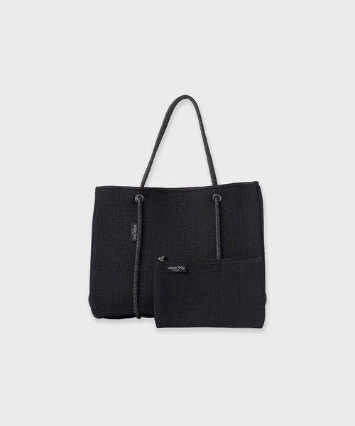 Willow Bay(ウィローベイ)の「Willow Bay/ウィローベイ Daydreamer Neoprene Tote Bag トートバッグ 秋服 冬服(トートバッグ・レディース・チャコール/ホワイト系1/ホワイト系2/ブラック系2/カーキ系1/カーキ系2/ライトグレー・FREE)」の3枚目の写真
