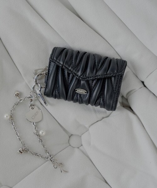Chico（チコ）の「キルティングキーケースチャーム（ベルト・レディース・シルバー/アイボリー/ブラック/ピンク・FREE）」の9枚目の写真