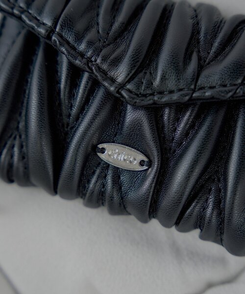 Chico（チコ）の「キルティングキーケースチャーム（ベルト・レディース・シルバー/アイボリー/ブラック/ピンク・FREE）」の8枚目の写真