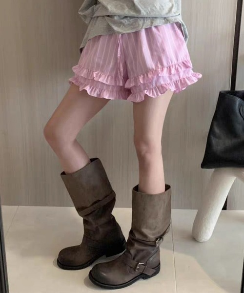 LYEON(リヨン)の「裾フリルストライプショートパンツ(その他パンツ・レディース・ブルー/イエロー/ピンク・FREE)」の4枚目の写真