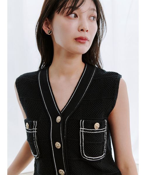 SNIDEL（スナイデル）の「Sustainableストラクチャーニットジレ（ニット/セーター・レディース・イエロー/ネイビー/ホワイト・F）」の18枚目の写真