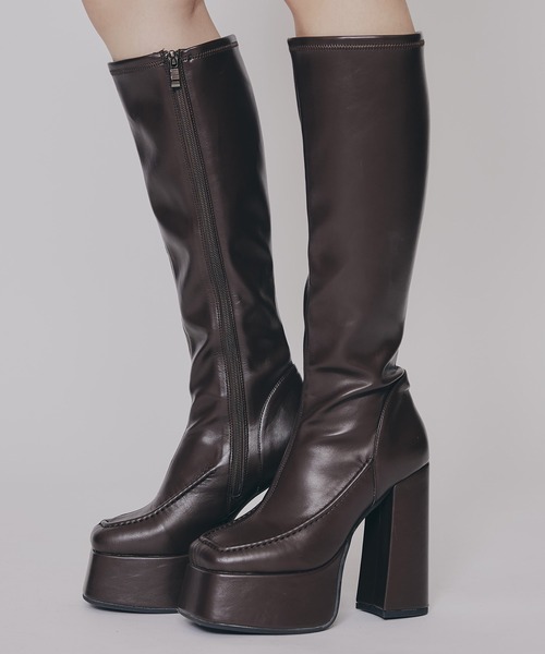 REDYAZEL(レディアゼル)の「スクエアタイツロングブーツ(ブーツ・レディース・オフホワイト/ブラック/ダークブラウン/ブラウン・MEDIUM/LARGE)」の3枚目の写真