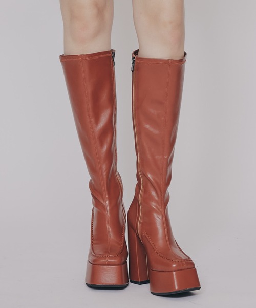 REDYAZEL(レディアゼル)の「スクエアタイツロングブーツ(ブーツ・レディース・オフホワイト/ブラック/ダークブラウン/ブラウン・MEDIUM/LARGE)」の20枚目の写真