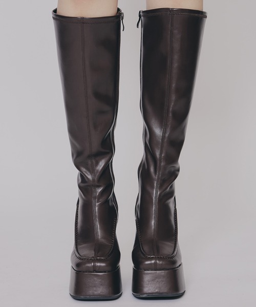 REDYAZEL(レディアゼル)の「スクエアタイツロングブーツ(ブーツ・レディース・オフホワイト/ブラック/ダークブラウン/ブラウン・MEDIUM/LARGE)」の16枚目の写真