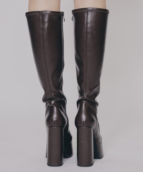 REDYAZEL(レディアゼル)の「スクエアタイツロングブーツ(ブーツ・レディース・オフホワイト/ブラック/ダークブラウン/ブラウン・MEDIUM/LARGE)」の17枚目の写真