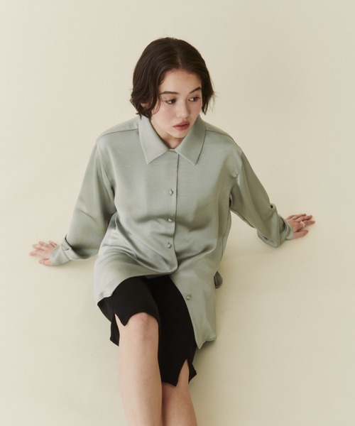 FUULLY STUDIO(フーリィーステューディオ)の「サテンオープンカラーシャツ/セットアップ(シャツ/ブラウス・レディース・ブラウン/チャコールグレー/ライトグリーン/アイボリー・FREE)」の10枚目の写真