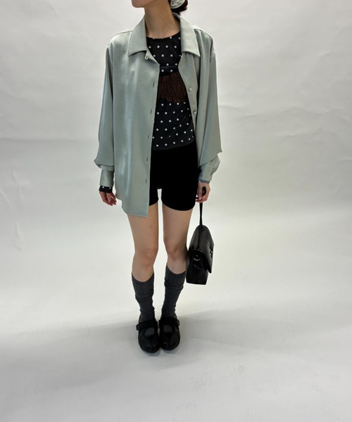 FUULLY STUDIO(フーリィーステューディオ)の「サテンオープンカラーシャツ/セットアップ(シャツ/ブラウス・レディース・ブラウン/チャコールグレー/ライトグリーン/アイボリー・FREE)」の19枚目の写真