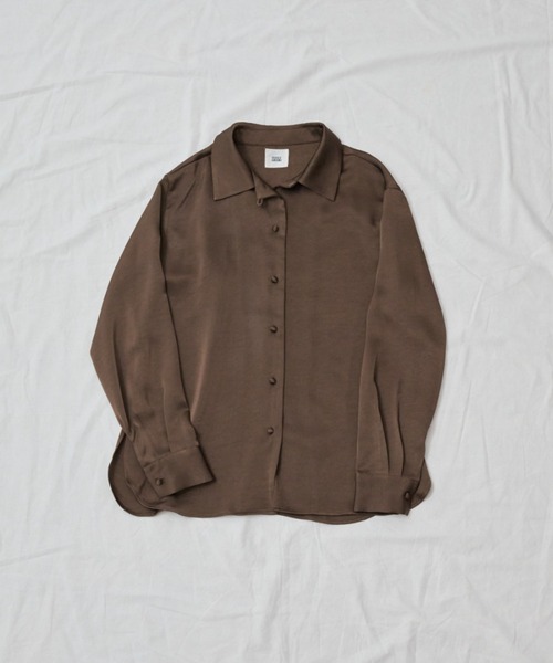 FUULLY STUDIO(フーリィーステューディオ)の「サテンオープンカラーシャツ/セットアップ(シャツ/ブラウス・レディース・ブラウン/チャコールグレー/ライトグリーン/アイボリー・FREE)」の21枚目の写真