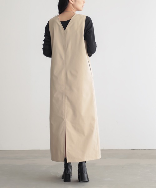 for/c（フォーシー）の「[低身長/高身長向けサイズ有]はっ水ストレッチチノジャンパースカート【サスティナブル】（ワンピース・レディース・ベージュ/ブラック・TM/M/L/PM）」の14枚目の写真