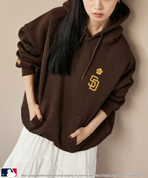 MLB(W[[Ox[X{[)MLB × MARY QUANT/GGr[ × }[Ng MLB×MARY QUANT EMBROIDERY SWEAT HOODIE/SNуXEFbgp[J[(WJ)(p[J[)