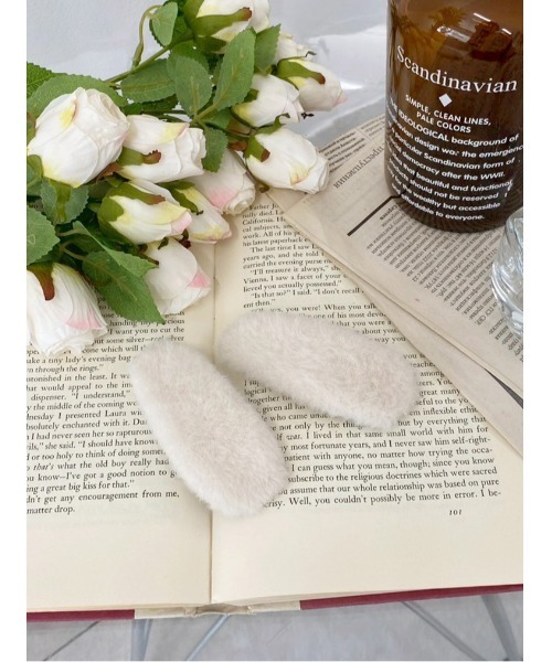 WC(ダブル シー)の「《2個セット★》もこもこヘアピンセット(ヘアピン・レディース・ホワイト/ピンク・FREE)」の2枚目の写真