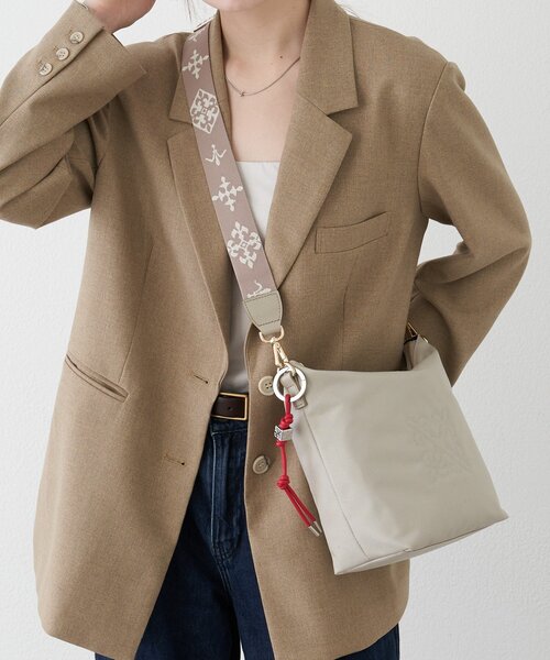 russet(ラシット)の「レザーコードバッグチャーム(チャーム・レディース・ブラウン/ピンク/ボルドー/ブラック/グレー系その他/ダークブラウン/イエロー/ピンク系その他/サックスブルー/グリーン・FREE)」の16枚目の写真