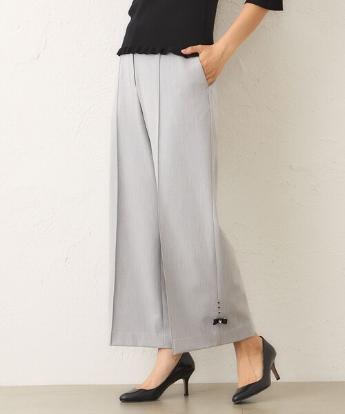 TO BE CHIC(トゥー ビー シック)の「ウールライク ワイドパンツ(その他パンツ・レディース・グレー系その他/ブラック・40/42)」の1枚目の写真