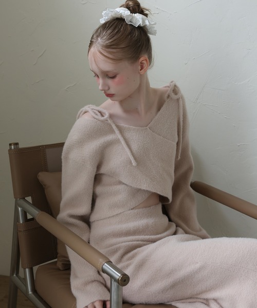 Seemi. byNICECLAUP（ シーミーバイナイスクラップ）の「【Seemi.】肩リボンフェザーニット（ニット/セーター・レディース・アイボリー/ブラック/ピンク・FREE）」の22枚目の写真