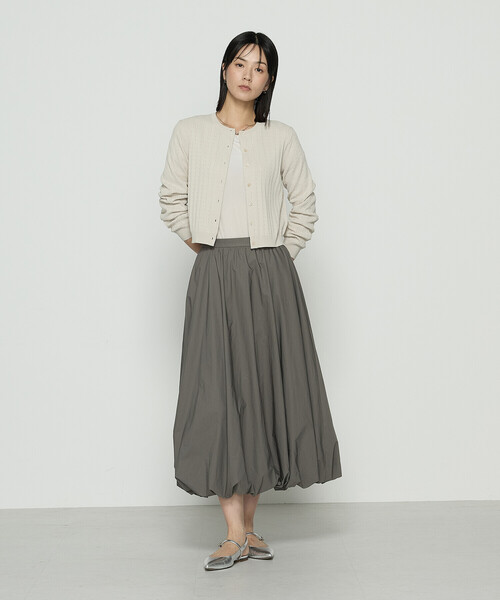 K.T KIYOKO TAKASE(キヨコタカセ)の「シアーベロア ラウンドネックプルオーバー(Tシャツ/カットソー・レディース・サックスブルー/ブラック/グレイッシュベージュ・9号/11号)」の4枚目の写真