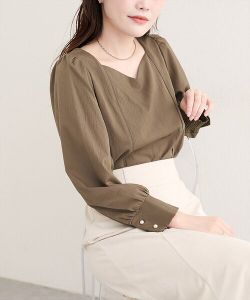 natural couture（ナチュラルクチュール）の「ハートネックパイピング配色ブラウス（シャツ/ブラウス・レディース・ブラウン/ピンク/ネイビー/アイボリー・FREE）」の3枚目の写真