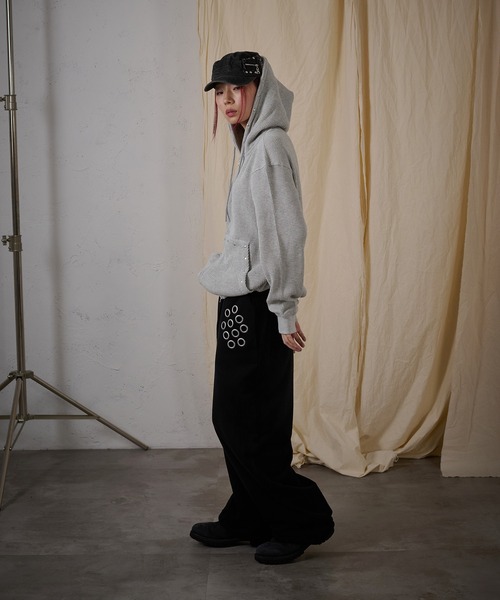 FTW（エフティダブリュー）の「WAFFLE STUDS ZIP HOODIE（パーカー・メンズ・グリーン/グレー/ブラック・MEDIUM/LARGE/SMALL）」の4枚目の写真