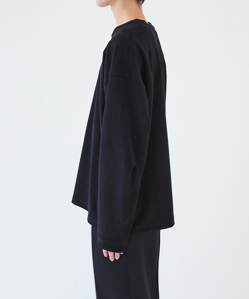 STUDIOUS（ステュディオス）の「【STUDIOUS】ナロープリーツスウェット（Tシャツ/カットソー・メンズ・ブラック/ブラウン/グレイッシュベージュ・1/2/3）」の5枚目の写真