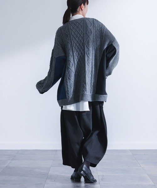 kOhAKU(コハク)の「『配色異素材切替ニットカーディガン』(カーディガン/ボレロ・レディース・杢グレー・FREE)」の20枚目の写真