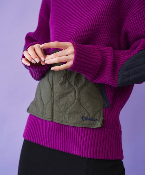 OMMO（オーエムエムオー）の「QUILTING DOCKING KNIT TOP（ニット/セーター・レディース・ブラック/ホワイト/パープル・F）」の7枚目の写真