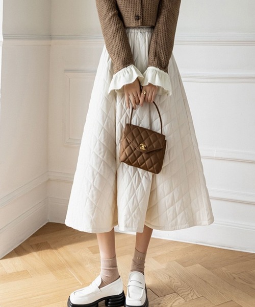 CADBURY（キャドバリー）の「ｷﾙﾃｨﾝｸﾞｷﾞｬｻﾞｰｽｶｰﾄ（スカート・レディース・ブラック/ブラウン/ホワイト・SMALL/X-LARGE/LARGE/MEDIUM）」の4枚目の写真