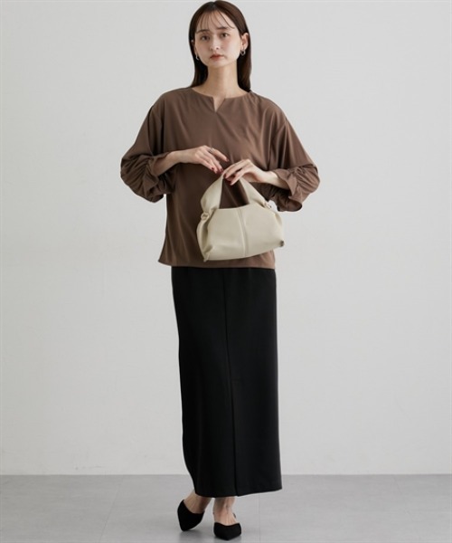 nissen（ニッセン）の「【UV・接触冷感・ストレッチ・吸汗速乾】キーネック長袖プルオーバー（Tシャツ/カットソー・レディース・モカ/グリーン/ベージュ・LL/S/L/M）」の19枚目の写真