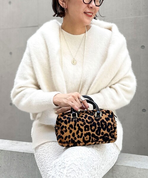 カシミヤ混ヘアリークルーネックプルオーバー（ニット/セーター