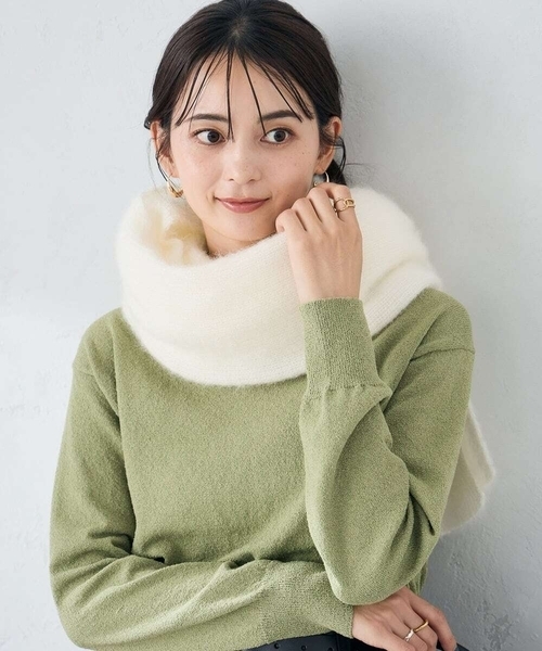 a.v.v（アーヴェヴェ）の「ラメニットマフラー（マフラー・レディース・チャコールグレー/アイボリー/オレンジ・38）」の2枚目の写真