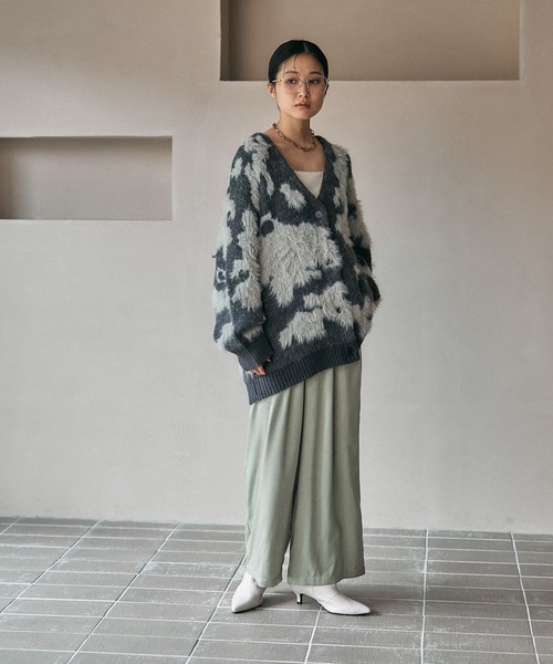 LEPSIM（レプシィム）の「サテンギャザーWストレートパンツ　600152（その他パンツ・レディース・セージグリーン/ブラック/アイボリー/カーキブラウン・FREE）」の17枚目の写真