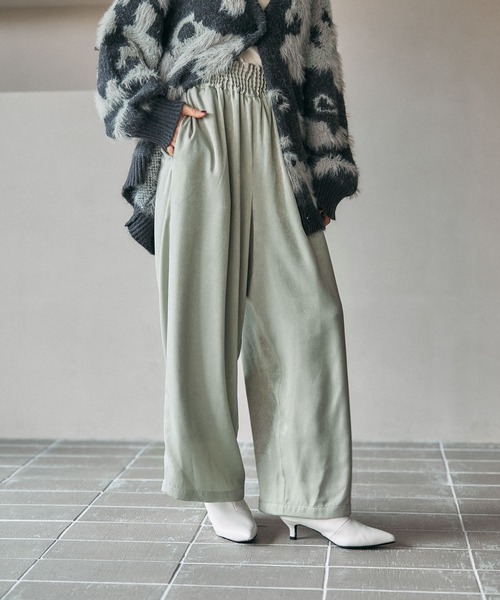 LEPSIM（レプシィム）の「サテンギャザーWストレートパンツ　600152（その他パンツ・レディース・セージグリーン/ブラック/アイボリー/カーキブラウン・FREE）」の19枚目の写真