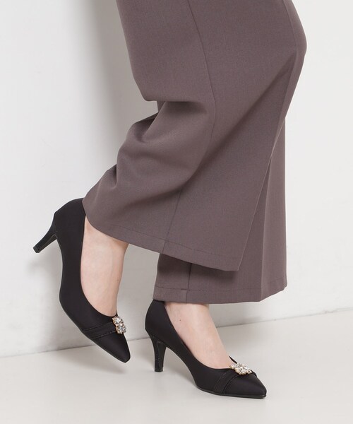 ESPERANZA（エスペランサ）の「【12時間パンプス】約7．5cm／ビジューベルト パーティ-結婚式に最適（パンプス・レディース・ベージュ系2/ブラック系2/グレー系2・24.5cm/24.0cm/23.5cm/23.0cm/22.5cm）」の9枚目の写真