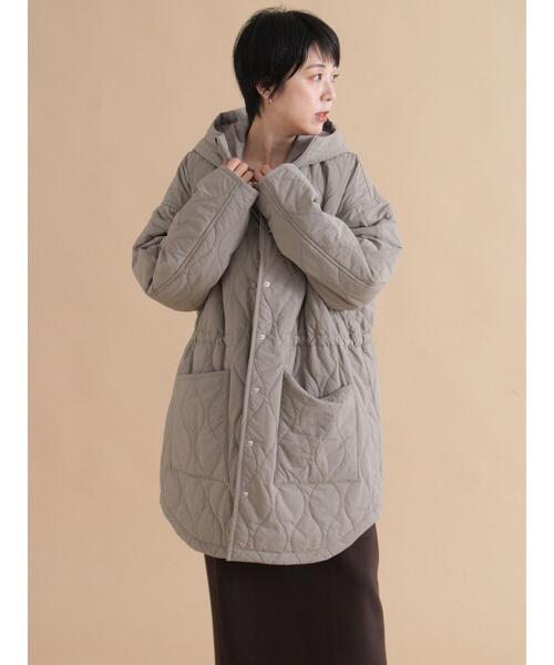 sm2rhythm（サマンサモスモスリズム）の「キルトレイヤードジャケット（ノーカラージャケット・レディース・ベージュ/カーキ/ブラック・F）」の3枚目の写真