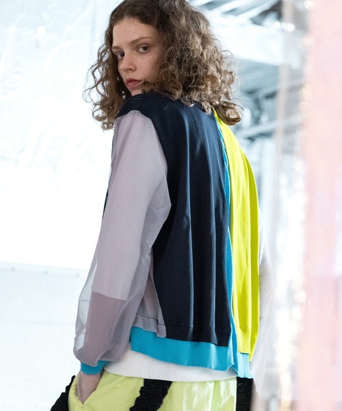 AULA AILA（アウラアイラ）の「カラーブロックカーディガン（カーディガン/ボレロ・レディース・グレー/イエロー×グリーン/ブラック・0）」の10枚目の写真