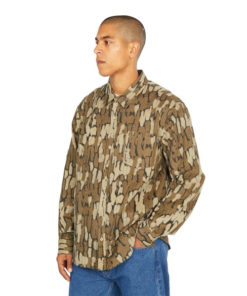 HUF（ハフ）の「WARPED CAMO CORDUROY SHIRT（シャツ/ブラウス・メンズ・カモフラージュ・S/M/L/XL/XXL）」の4枚目の写真