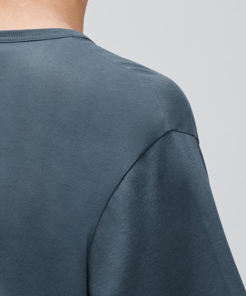 MUSINSA STANDARD（ムシンサスタンダード）の「リラックスフィットクルーネックTシャツ[ピーコックブルー]（Tシャツ/カットソー・メンズ・その他・SMALL/MEDIUM/LARGE/X-LARGE/XX-LARGE）」の5枚目の写真