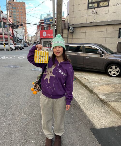 Miseki SEOUL(ミセキソウル)の「Midnight star sweat pants GREY(スウェットパンツ・レディース・その他・OS)」の5枚目の写真