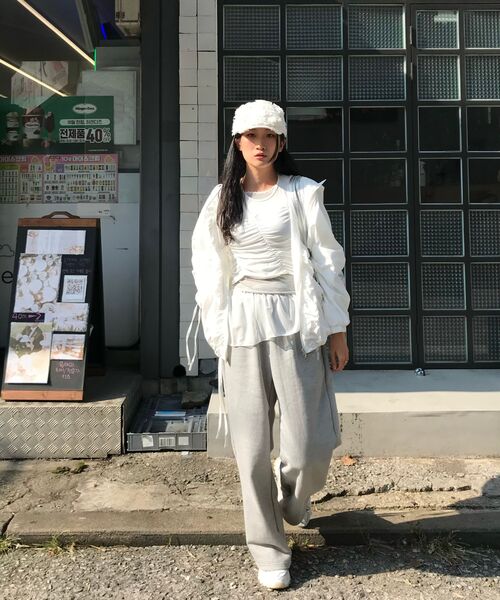 Miseki SEOUL(ミセキソウル)の「Midnight star sweat pants GREY(スウェットパンツ・レディース・その他・OS)」の8枚目の写真