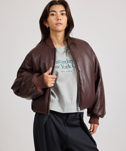 Saturdays NYC（サタデーズ ニューヨークシティ ）の「Dorothy Cropped Bomber Jacket  | WOMEN（その他アウター・レディース・ブラック/ワイン・S/L/M）」の2枚目の写真