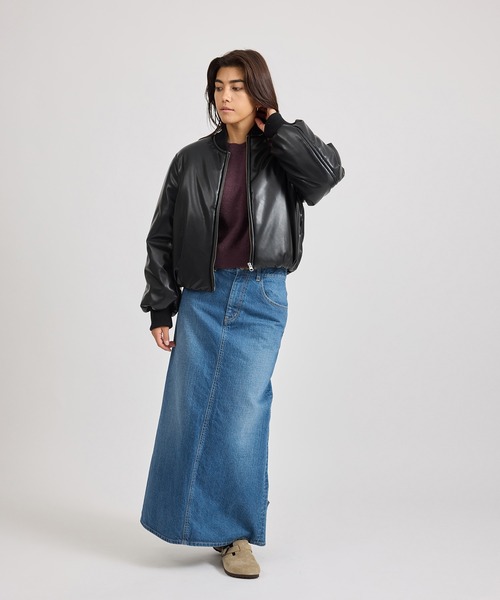 Saturdays NYC（サタデーズ ニューヨークシティ ）の「Dorothy Cropped Bomber Jacket  | WOMEN（その他アウター・レディース・ブラック/ワイン・S/L/M）」の14枚目の写真