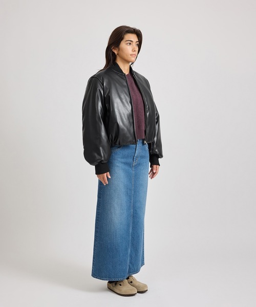 Saturdays NYC（サタデーズ ニューヨークシティ ）の「Dorothy Cropped Bomber Jacket  | WOMEN（その他アウター・レディース・ブラック/ワイン・S/L/M）」の8枚目の写真