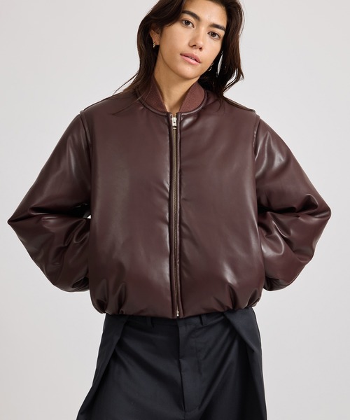 Saturdays NYC（サタデーズ ニューヨークシティ ）の「Dorothy Cropped Bomber Jacket  | WOMEN（その他アウター・レディース・ブラック/ワイン・S/L/M）」の6枚目の写真