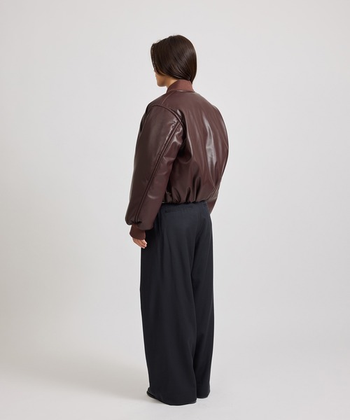 Saturdays NYC（サタデーズ ニューヨークシティ ）の「Dorothy Cropped Bomber Jacket  | WOMEN（その他アウター・レディース・ブラック/ワイン・S/L/M）」の12枚目の写真