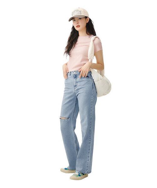 MUSINSA STANDARD WOMAN(ムシンサスタンダードウーマン)の「レディーススラッシュルーズストレートデニムパンツ【ライトインディゴ】(デニムパンツ・レディース・その他・30/24/25/26/27/28/29)」の12枚目の写真