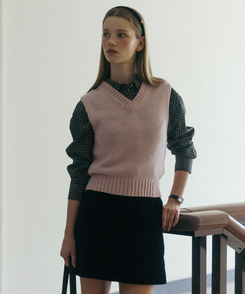 TTUDEMENT(トュードメント)の「CORDUROY MINI SKIRT BLACK(スカート・レディース・その他・SMALL/MEDIUM/LARGE)」の1枚目の写真