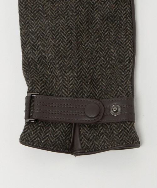 green label relaxing(グリーンレーベルリラクシング)の「MOON ムーン ヘリンボーン×レザー グローブ -タッチパネル対応-(手袋・メンズ・ネイビー/ダークブラウン/ブラック・FREE)」の15枚目の写真