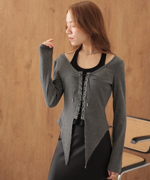 SUWDEE(スーディー)の「lace up halter layered rib tops(Tシャツ/カットソー・レディース・ブラック/グレー・FREE)」の2枚目の写真