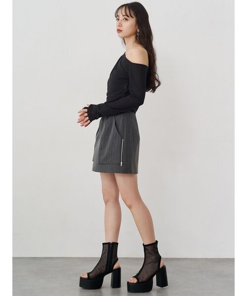 MURUA（ムルーア）の「サイドジップカーゴスカート（スカート・レディース・ブラック/グレー・2/1）」の13枚目の写真