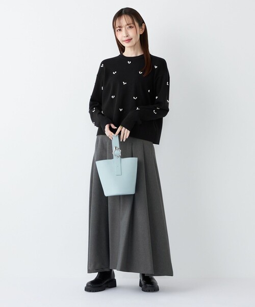 SHIPS Colors(シップス カラーズ)の「SHIPS Colors:〈手洗い可能〉ビジュー クルーネック プルオーバー◇(ニット/セーター・レディース・ダークグレー/ブラック・ONE SIZE)」の18枚目の写真