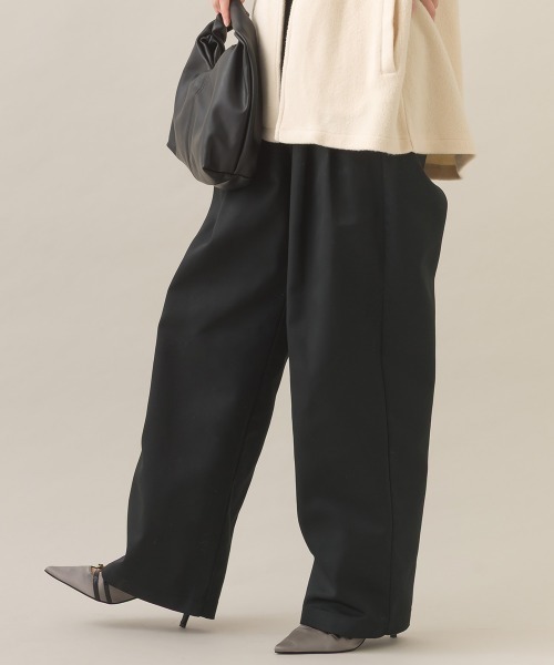 OMNES（オムネス）の「ハイウエストツータックチノパンツ（チノパンツ・レディース・ブラウン/オリーブ/ブラック/アイボリー・FREE）」の11枚目の写真